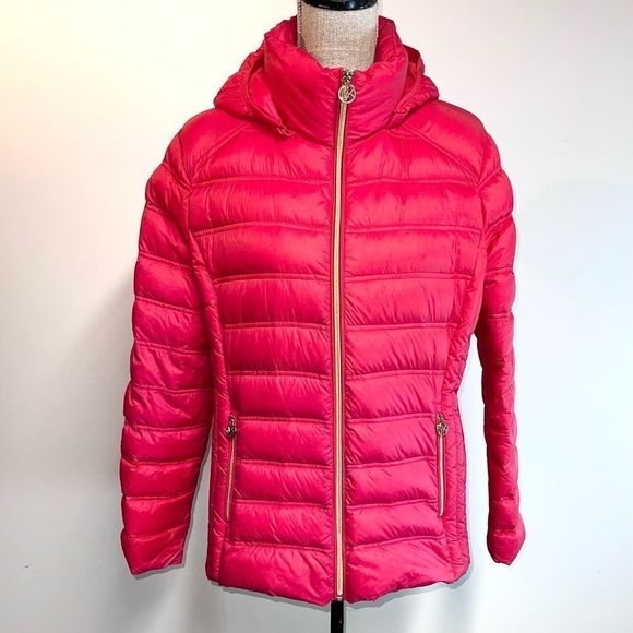 NWOT Michael Kors Red Puffer Packable Down Gold Logo Hooded Jacket Womens Sz XL - Picture 1 of 9